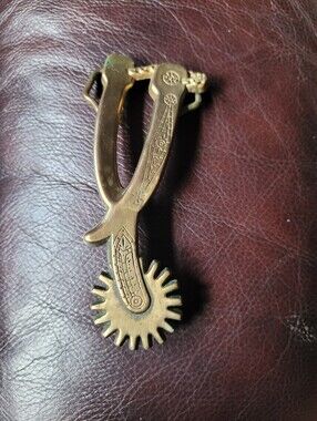 Vintage-Style Men’s Brass Spur with Engraved Detailing - Brass Color